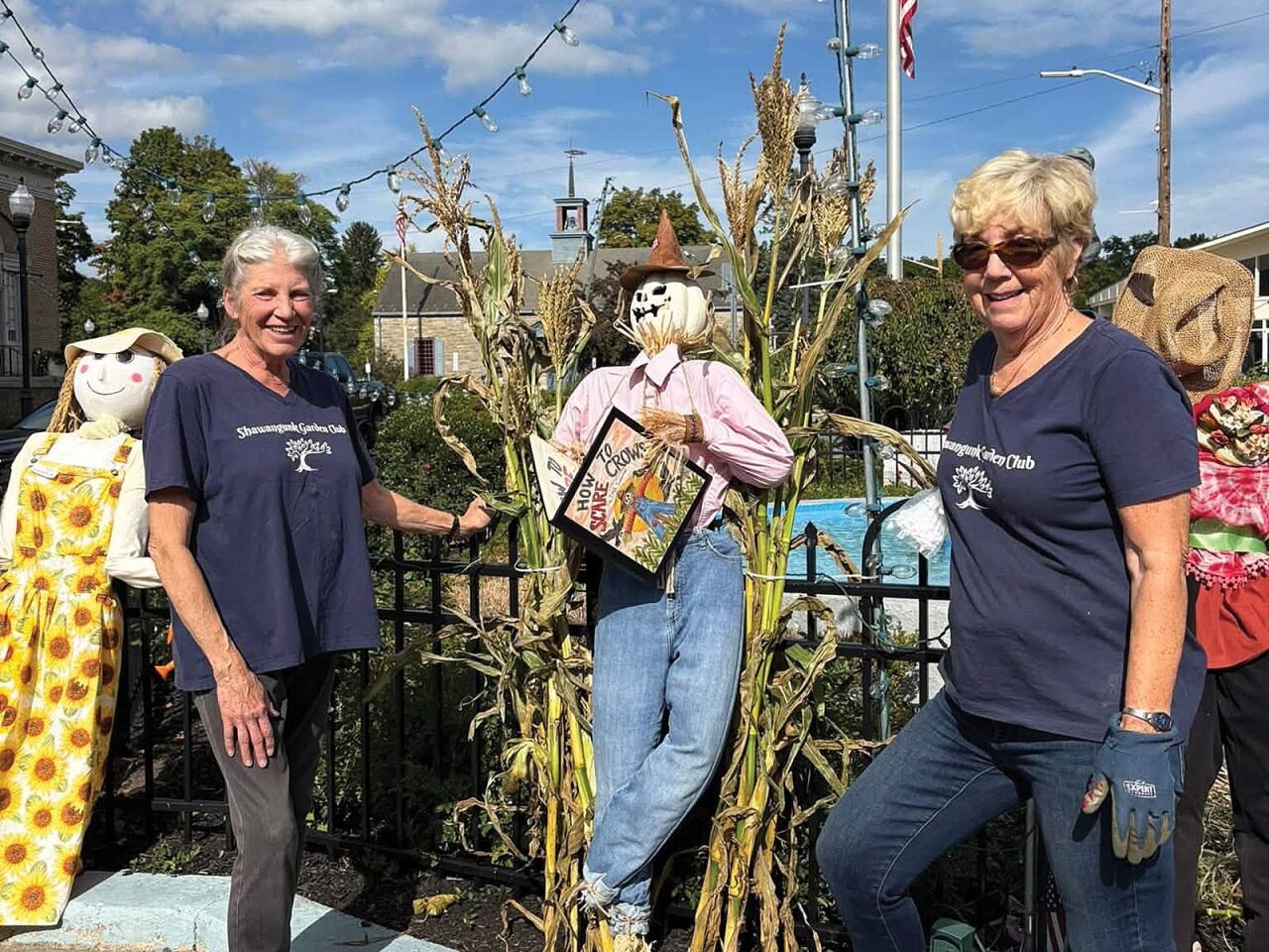 Ellenville Scarecrows Dazzle Downtown